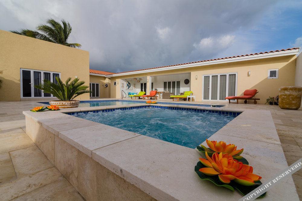 Aruba'S Bakval Suites מראה חיצוני תמונה