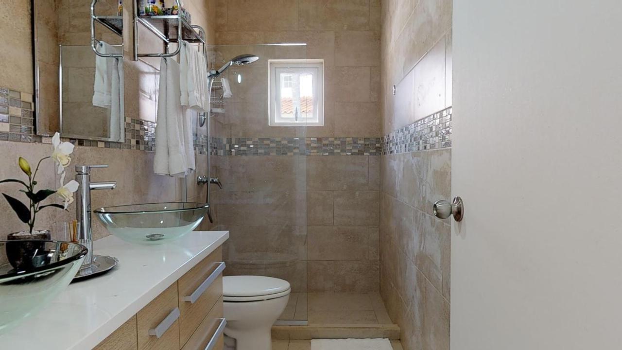 Aruba'S Bakval Suites מראה חיצוני תמונה